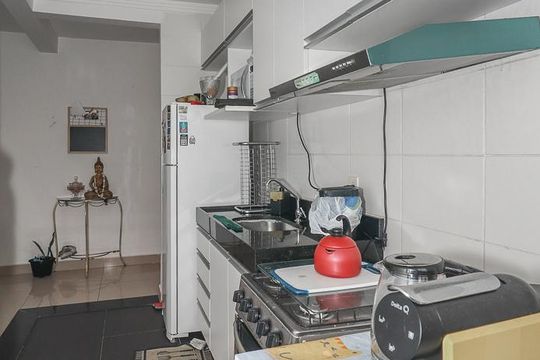 Cozinha de apartamento à venda com 2 quartos, 43m² em Morro Santana, Porto Alegre