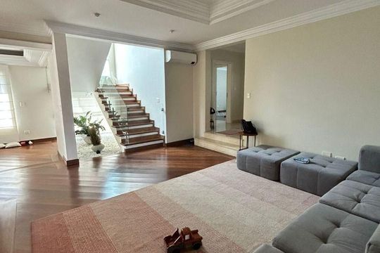 Casa à venda com 4 quartos, 435m² em Alphaville, Santana de Parnaíba