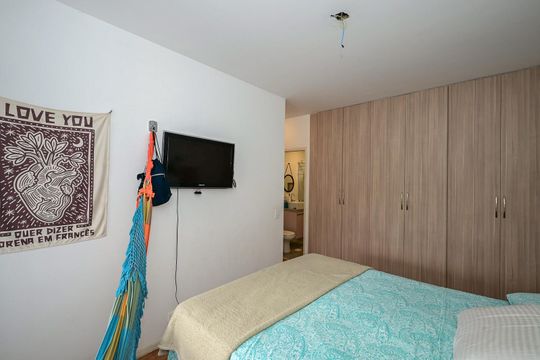 Suíte de apartamento à venda com 3 quartos, 115m² em Vila Progredior, São Paulo