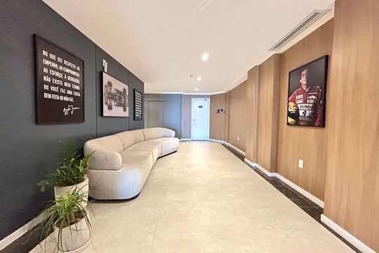Hall de entrada de apartamento para alugar com 2 quartos, 61m² em Saco dos Limões, Florianópolis