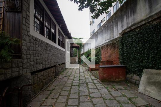 Área externa de casa à venda com 5 quartos, 200m² em Recreio dos Bandeirantes, Rio de Janeiro