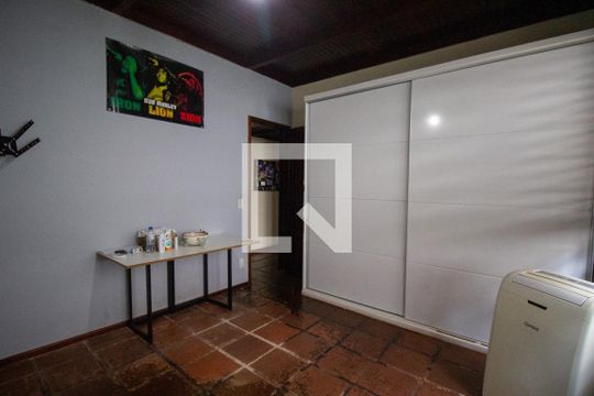 Quarto de casa à venda com 5 quartos, 200m² em Recreio dos Bandeirantes, Rio de Janeiro
