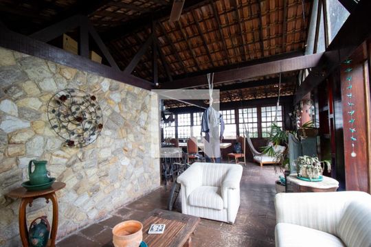 Sala de casa à venda com 5 quartos, 200m² em Recreio dos Bandeirantes, Rio de Janeiro