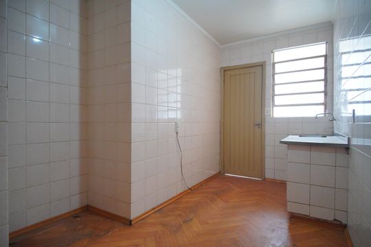 Cozinha de apartamento à venda com 2 quartos, 83m² em Centro, São Leopoldo
