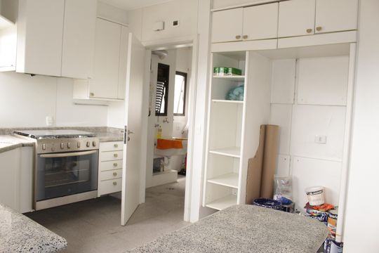 Apartamento para alugar com 3 quartos, 270m² em Santa Cecilia, São Paulo
