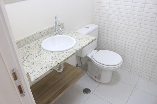 Lavabo de apartamento para alugar com 2 quartos, 75m² em Barcelona, São Caetano do Sul