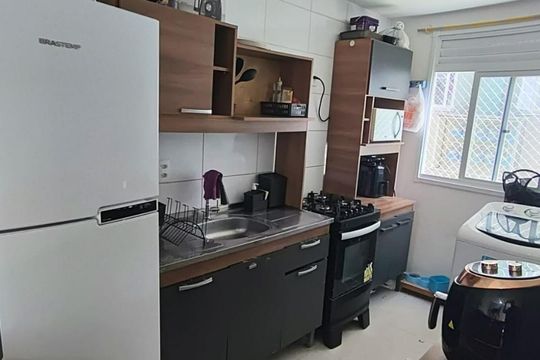 Cozinha de apartamento à venda com 2 quartos, 44m² em Estância Velha, Canoas