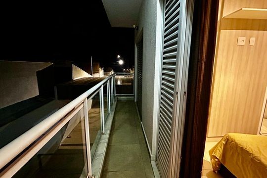 Varanda de casa à venda com 3 quartos, 121m² em Aglomeração Urbana de Jundiaí, Jundiaí