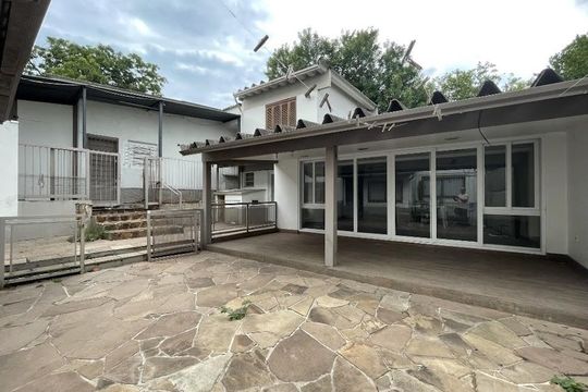 Casa à venda com 6 quartos, 486m² em Partenon, Porto Alegre