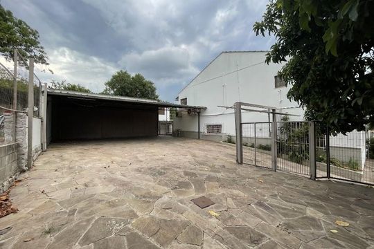 Casa à venda com 6 quartos, 486m² em Partenon, Porto Alegre