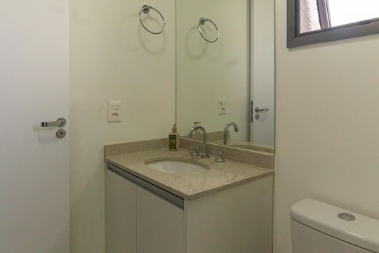 Banheiro do Studio de apartamento para alugar com 1 quarto, 27m² em Vila Matilde, São Paulo