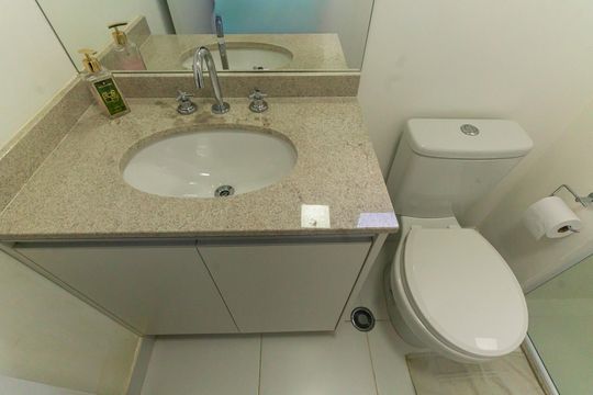 Banheiro do Studio de apartamento para alugar com 1 quarto, 27m² em Vila Matilde, São Paulo