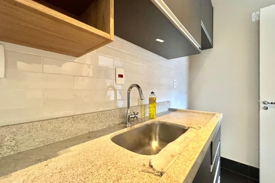 Cozinha de apartamento para alugar com 1 quarto, 39m² em Vila Paulista, São Paulo