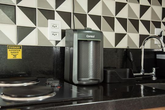 Cozinha de kitnet/studio para alugar com 1 quarto, 26m² em Mirandópolis, São Paulo