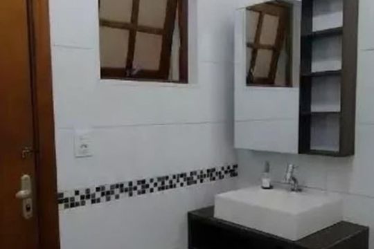 Casa à venda com 4 quartos, 240m² em Conjunto Promorar Sapopemba, São Paulo