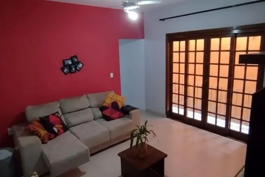 Casa à venda com 4 quartos, 240m² em Conjunto Promorar Sapopemba, São Paulo