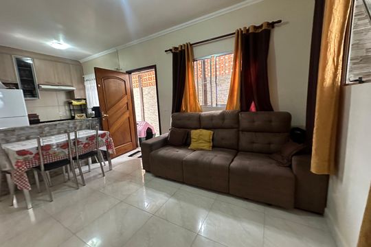 Sala de casa à venda com 2 quartos, 210m² em São Pedro, Santana de Parnaíba