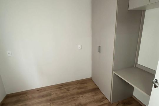 Apartamento à venda com 2 quartos, 36m² em Vila das Bandeiras, Guarulhos