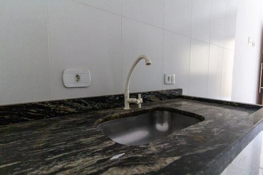 Sala e Cozinha de apartamento para alugar com 2 quartos, 38m² em Vila Sao Francisco, São Paulo