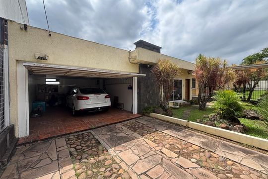 Casa para alugar com 4 quartos, 420m² em Rondônia, Novo Hamburgo