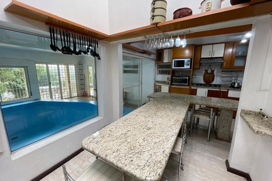Casa para alugar com 4 quartos, 420m² em Rondônia, Novo Hamburgo