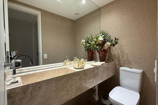 Banheiro de apartamento para alugar com 3 quartos, 218m² em Brooklin Novo, São Paulo