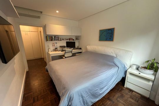 Quarto de apartamento para alugar com 3 quartos, 142m² em Pinheiros, São Paulo