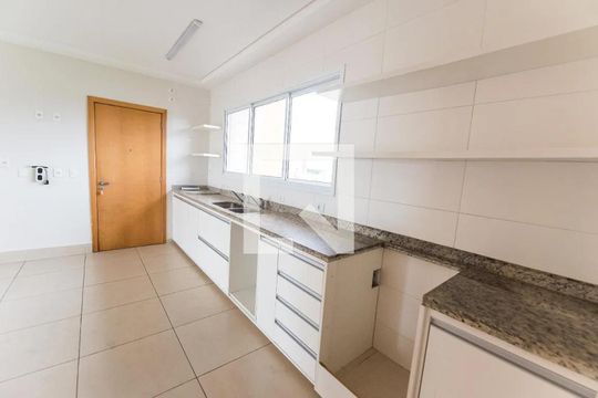 Cozinha de apartamento para alugar com 4 quartos, 250m² em Jardim das Nações, Taubaté