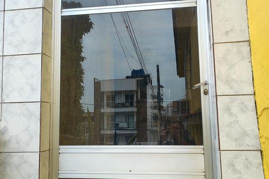 Área externa de kitnet/studio para alugar com 1 quarto, 40m² em Curicica, Rio de Janeiro