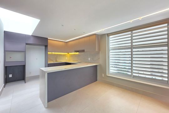 Cozinha  de apartamento à venda com 4 quartos, 203m² em Funcionários, Belo Horizonte