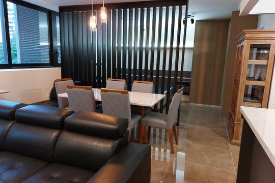 Sala de apartamento à venda com 1 quarto, 50m² em Auxiliadora, Porto Alegre
