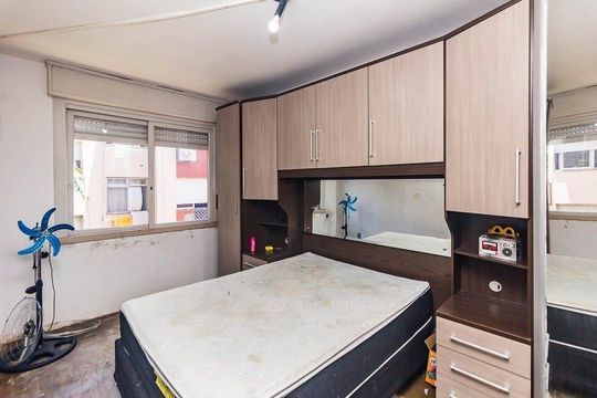 Apartamento à venda com 1 quarto, 40m² em Jardim do Salso, Porto Alegre