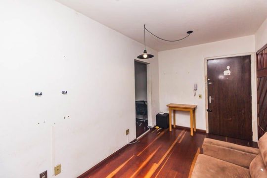 Apartamento à venda com 1 quarto, 40m² em Jardim do Salso, Porto Alegre