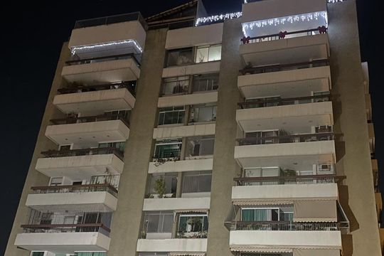 Fachada de apartamento para alugar com 3 quartos, 338m² em Campo Grande, Rio de Janeiro