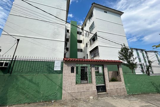 Fachada + plaquinha de apartamento à venda com 2 quartos, 60m² em Engenho da Rainha, Rio de Janeiro