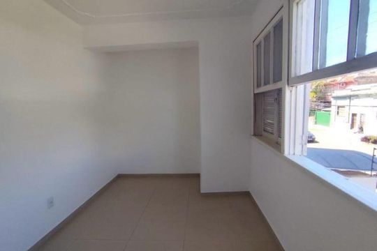 Quarto de apartamento à venda com 1 quarto, 53m² em Rio Branco, Porto Alegre