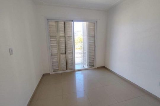 Quarto de apartamento à venda com 1 quarto, 53m² em Rio Branco, Porto Alegre