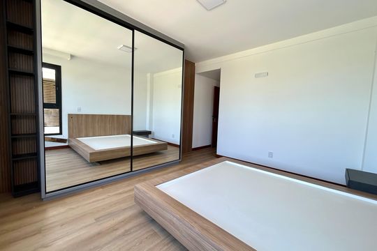Suíte de casa para alugar com 3 quartos, 160m² em Autódromo, Florianópolis