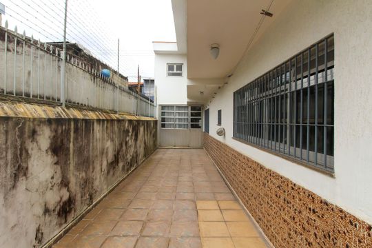 Área externa de casa para alugar com 3 quartos, 239m² em Cidade São Mateus, São Paulo