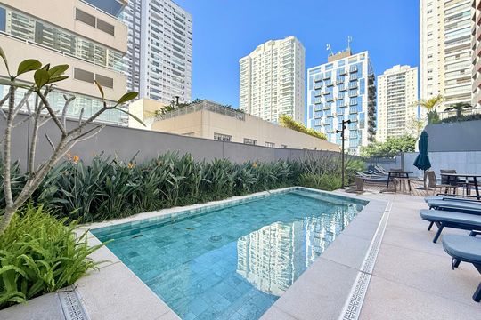 Piscina de apartamento à venda com 3 quartos, 125m² em Santo Amaro, São Paulo