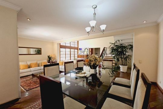 Casa à venda com 4 quartos, 437m² em Alphaville, Santana de Parnaíba