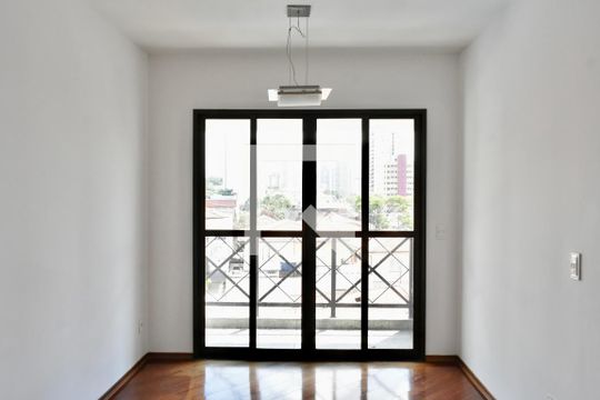 Sala de apartamento para alugar com 3 quartos, 78m² em Chácara Inglesa, São Paulo