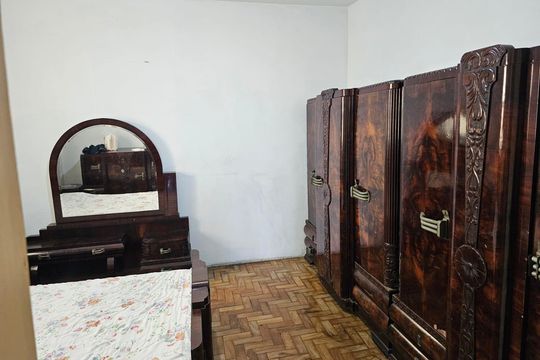 Quarto de casa à venda com 5 quartos, 304m² em Jardim Miriam, São Paulo