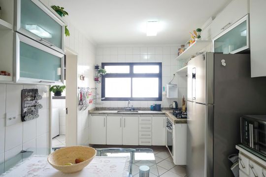 Cozinha de apartamento à venda com 3 quartos, 130m² em Vila Caminho do Mar, São Bernardo do Campo