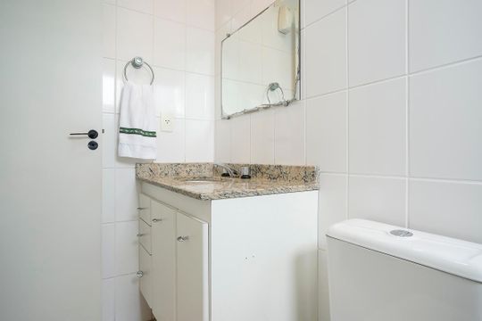 Banheiro da suíte 3 de apartamento à venda com 3 quartos, 130m² em Vila Caminho do Mar, São Bernardo do Campo