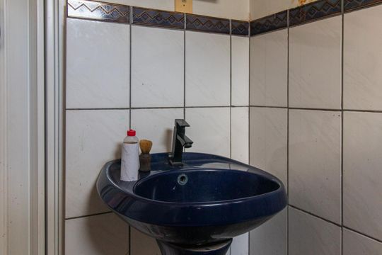 Banheiro - Casa 2 de casa à venda com 2 quartos, 70m² em Vila Nova, Porto Alegre