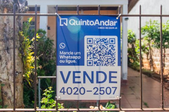 Placa de casa à venda com 2 quartos, 70m² em Vila Nova, Porto Alegre
