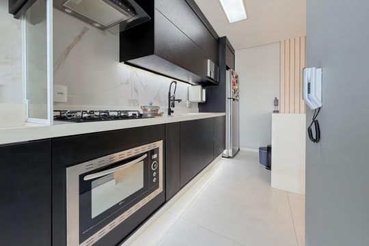 Cozinha de apartamento à venda com 2 quartos, 55m² em Vila Independencia, São Paulo