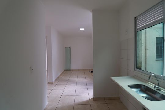 Cozinha de apartamento para alugar com 2 quartos, 60m² em Vila Abranches, Ribeirão Preto