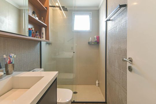 Banheiro da Suíte 2 de apartamento à venda com 2 quartos, 103m² em Jardim Caravelas, São Paulo